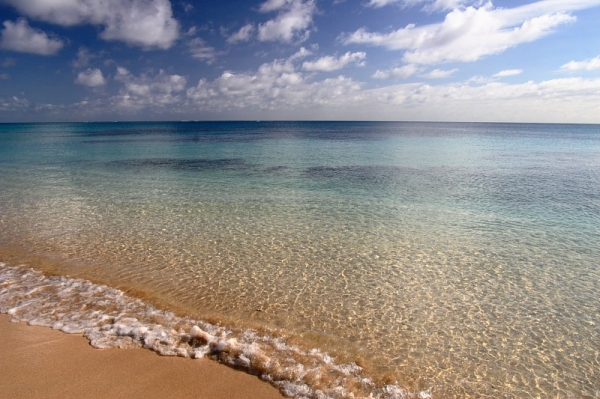 tonga-haapa-uoleva-ocean-slunicko-plaz-a-koraly--co-vic-si-jeste-prat--mozna-plznicku-.jpg